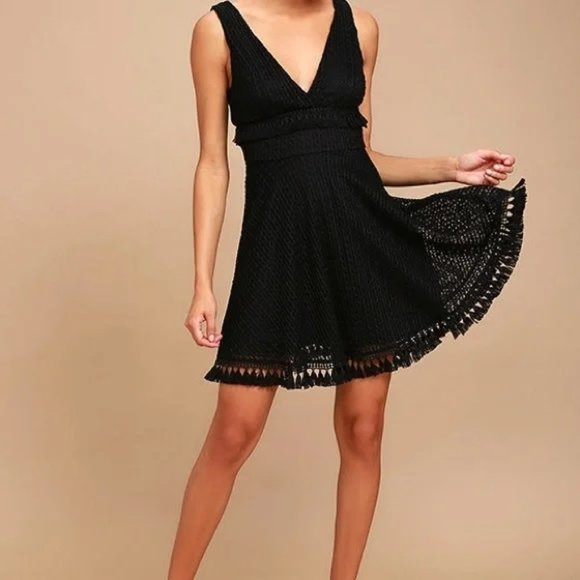 Kiss Me in the Candlelight Black Dress - Picture 1 of 8